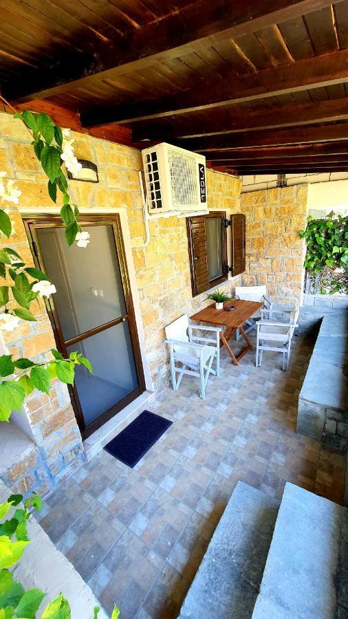 Katina'S House Apartment Vourvourou Luaran gambar